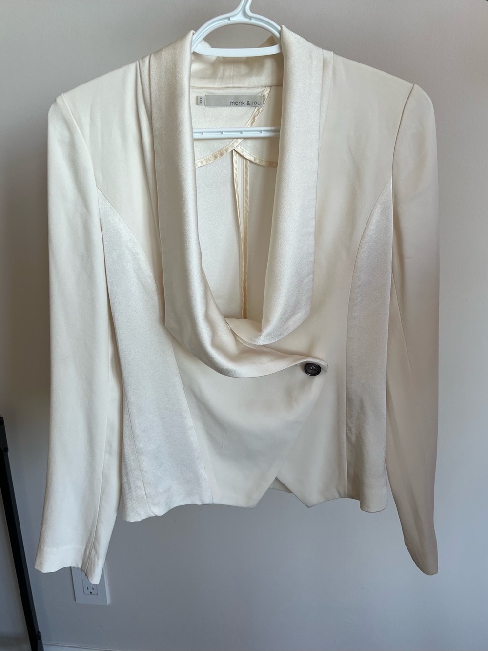 50%off 🎊 Ivory Draped Blazer